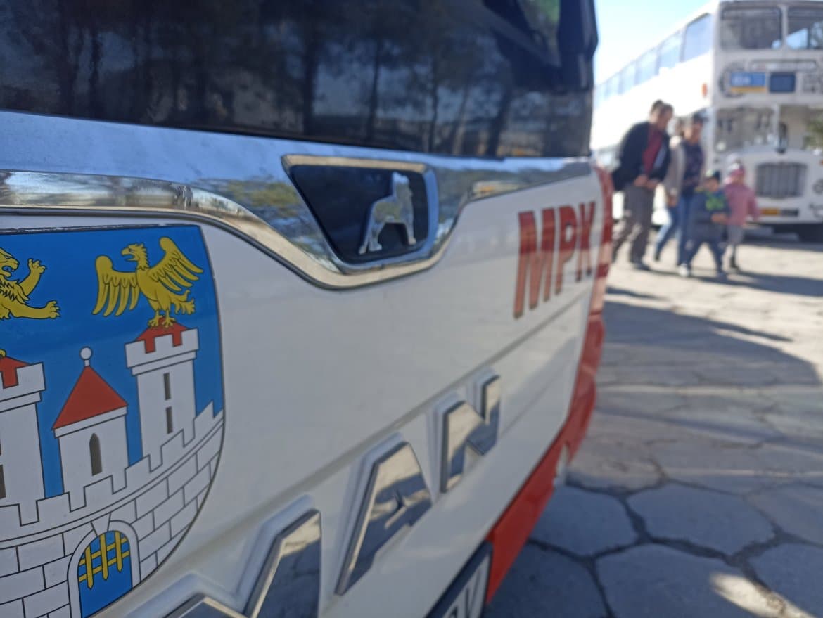 MPK w Częstochowie przypomina pasażerom o najważniejszych zasadach podróżowania
