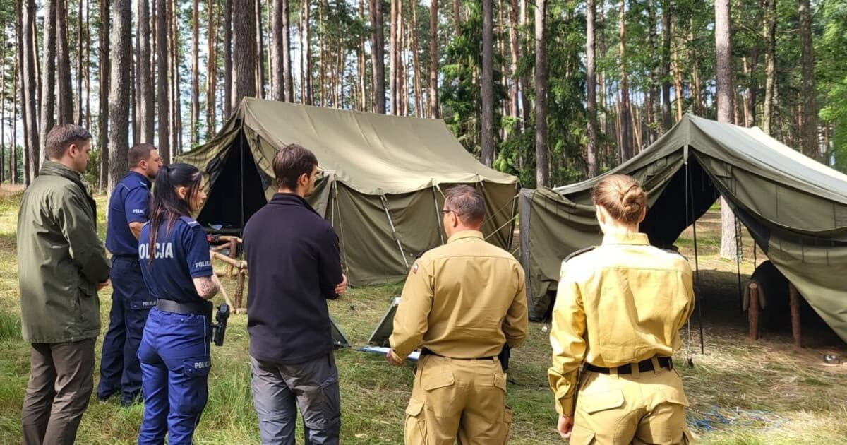 Mundurowi wkraczają do lasów. Ruszyły kontrole obozów