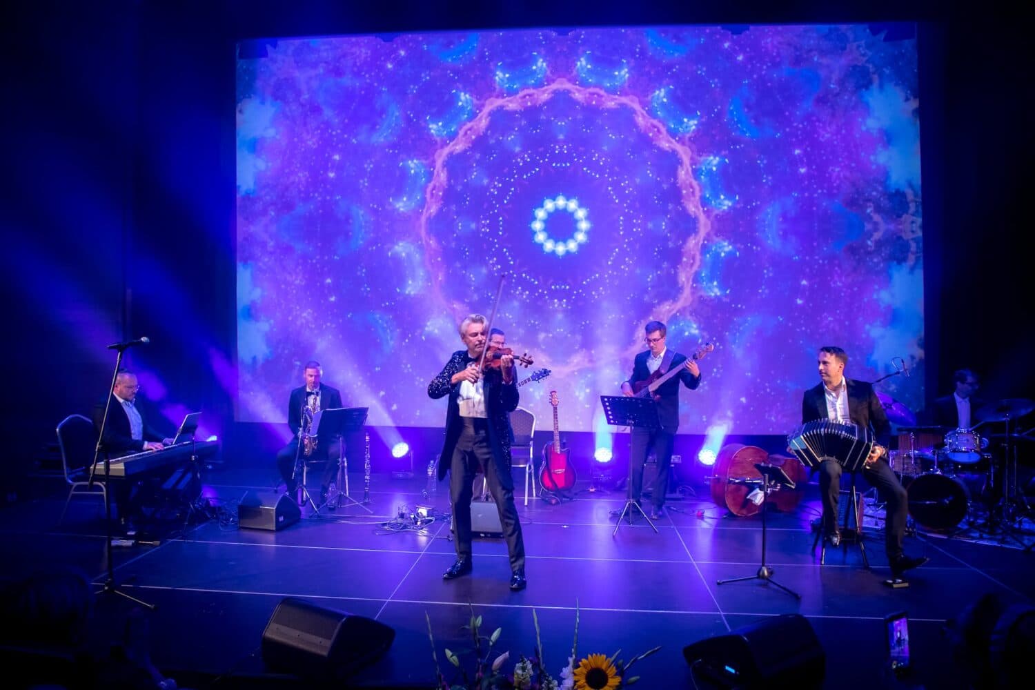 Muzyczne emocje w Powiatowym Kampusie Kultury. „The Violin Show” zachwyciło publiczność