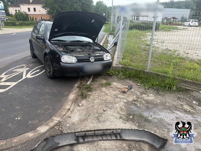 N Doprowadził do kolizji nie posiadając uprawnień do kierowania pojazdami