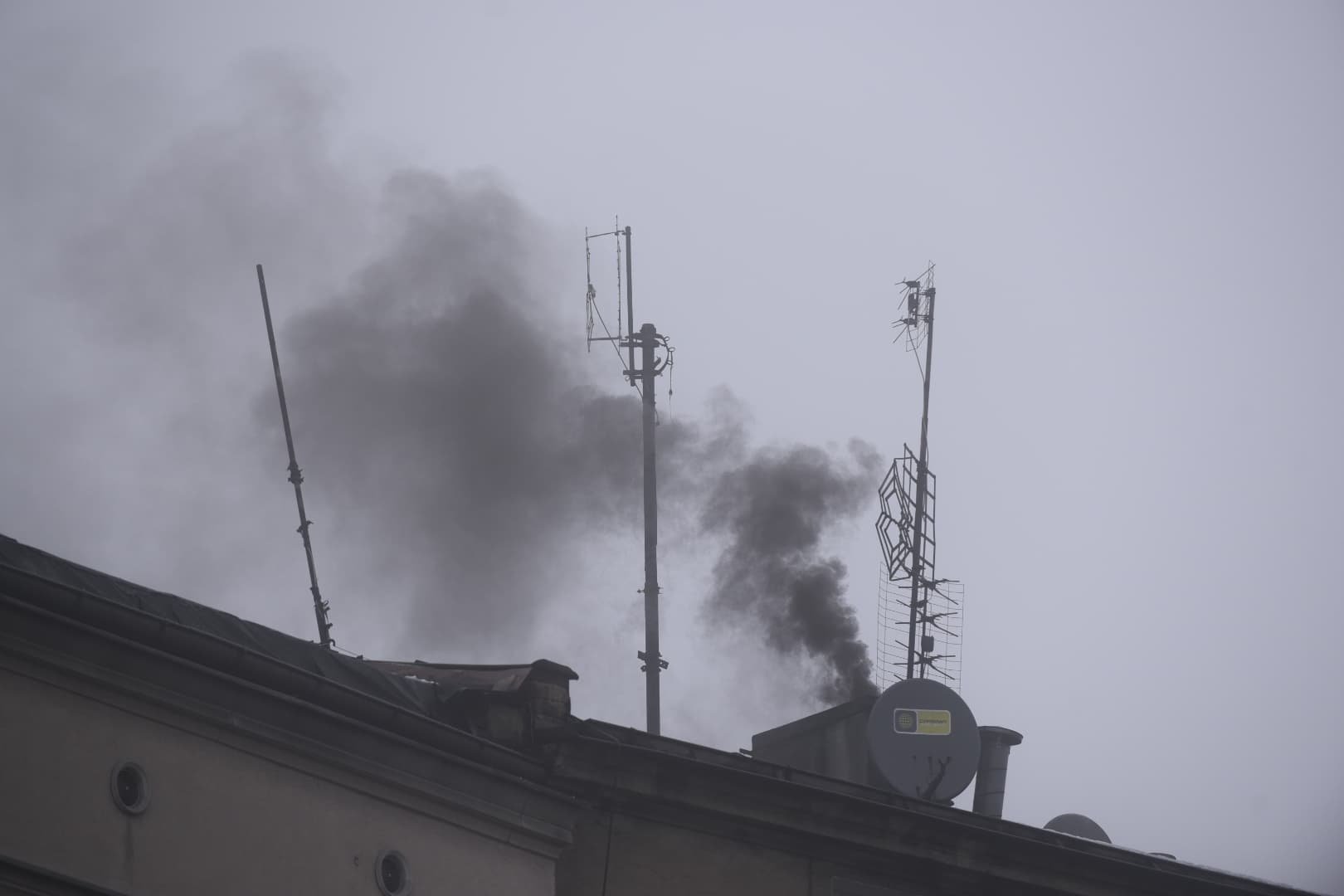 Na brakuje pieniędzy na wymianę kopciuchów. Brakuje chętnych