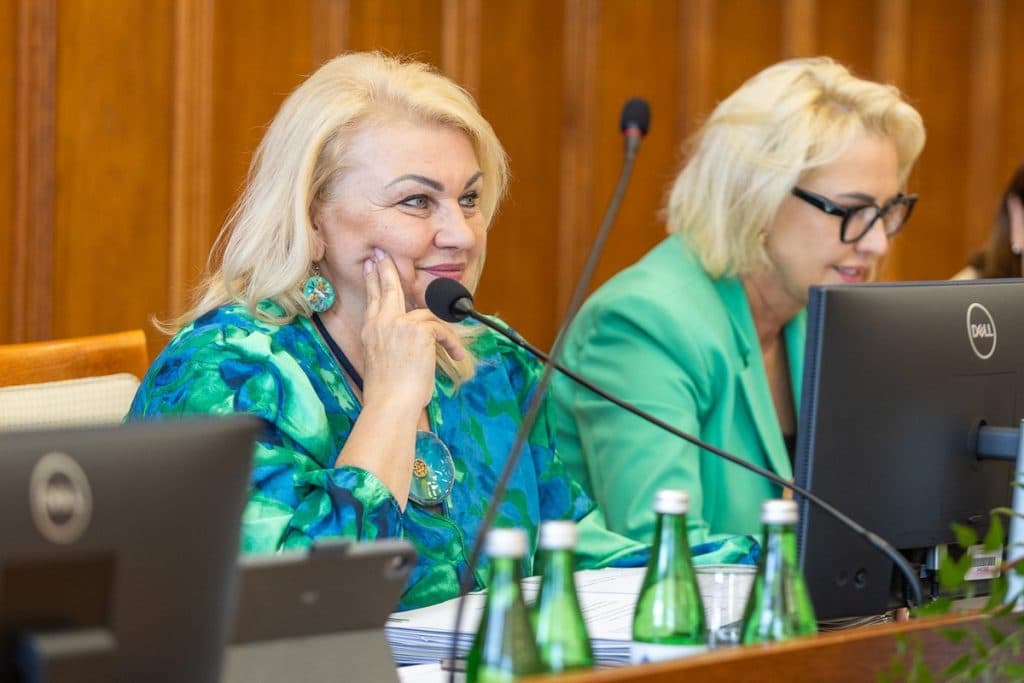 Nadzwyczajna sesja sejmiku województwa