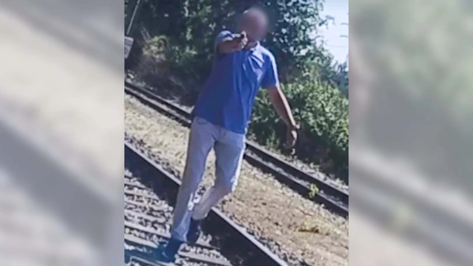 Najpierw ją zaczepił, potem strzelał. Usłyszał trzy zarzuty