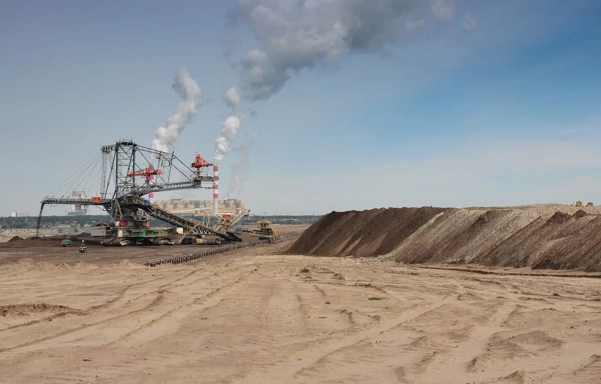 Największą dziurę w Europie zamieniają w gigantyczne jezioro. Powstanie w woj. łódzkim