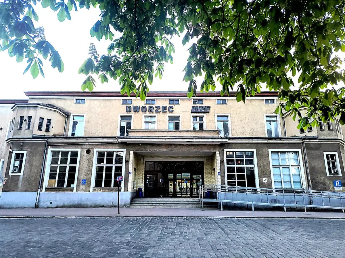Nareszcie! W Stargardzie rusza remont dworca kolejowego