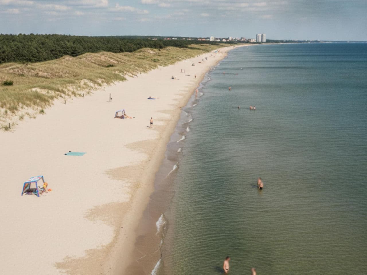 Nie jedź w ciemno nad wodę. Ta lista kąpielisk na Pomorzu przyda się przed weekendem