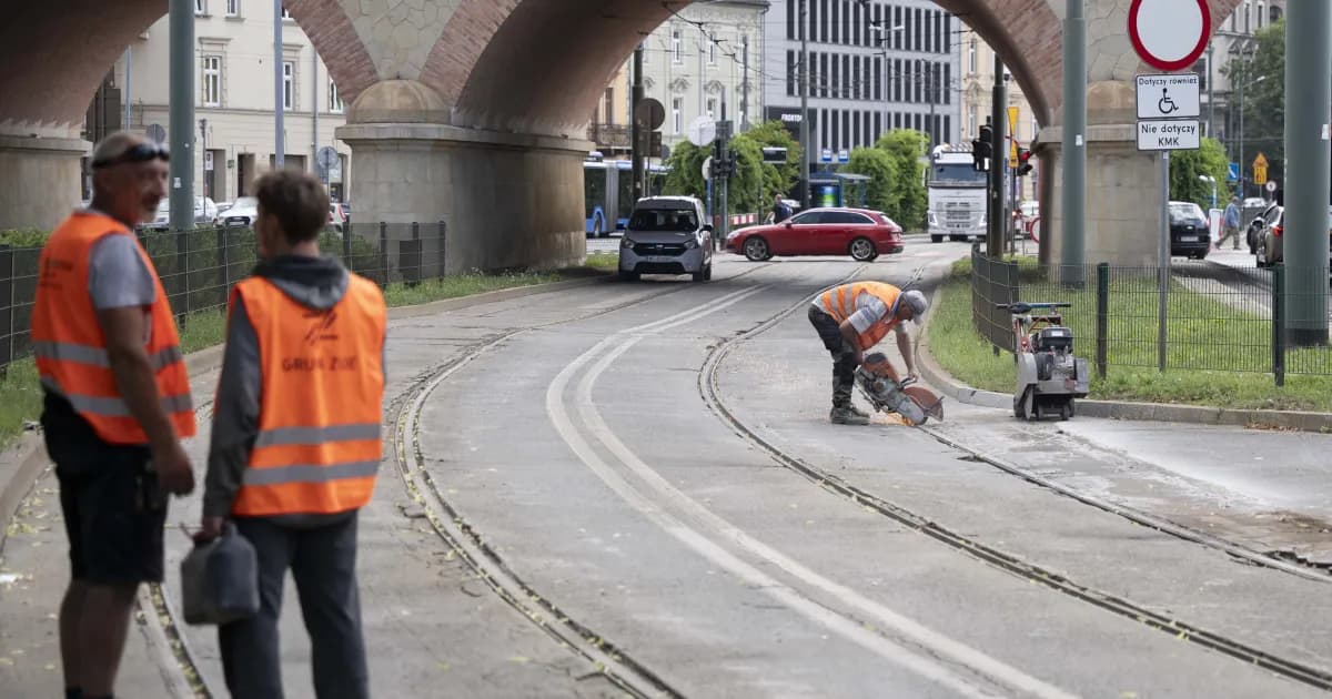 Nie jeżdżą tramwaje w centrum. "Ryzyko awarii na tym odcinku było już zbyt wysokie"