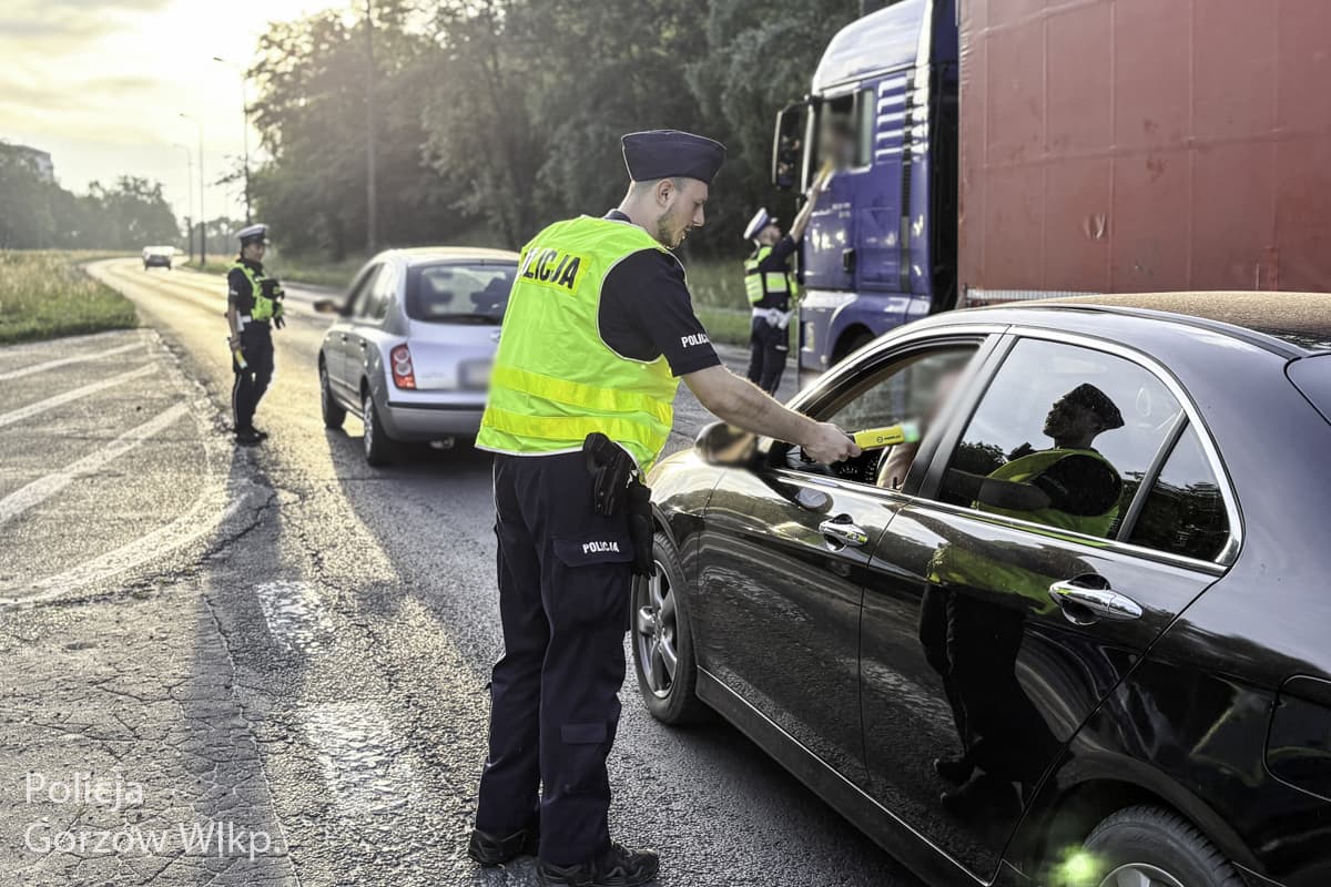 Nietrzeźwy poranek w Gorzowie. Kobieta straciła prawo jazdy