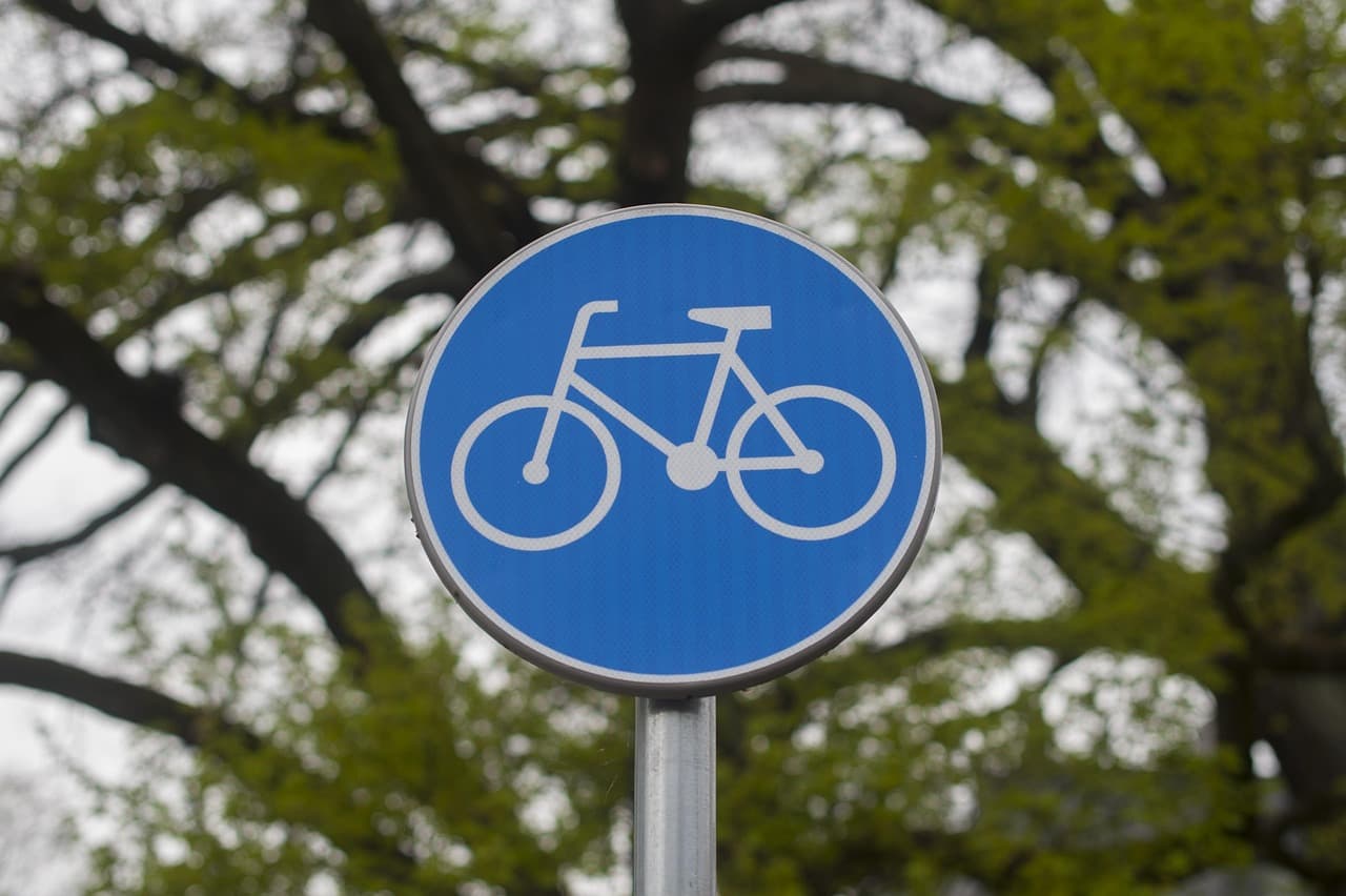 Nowa droga rowerowa w powiecie. Wiemy, kiedy skorzystają z niej cykliści