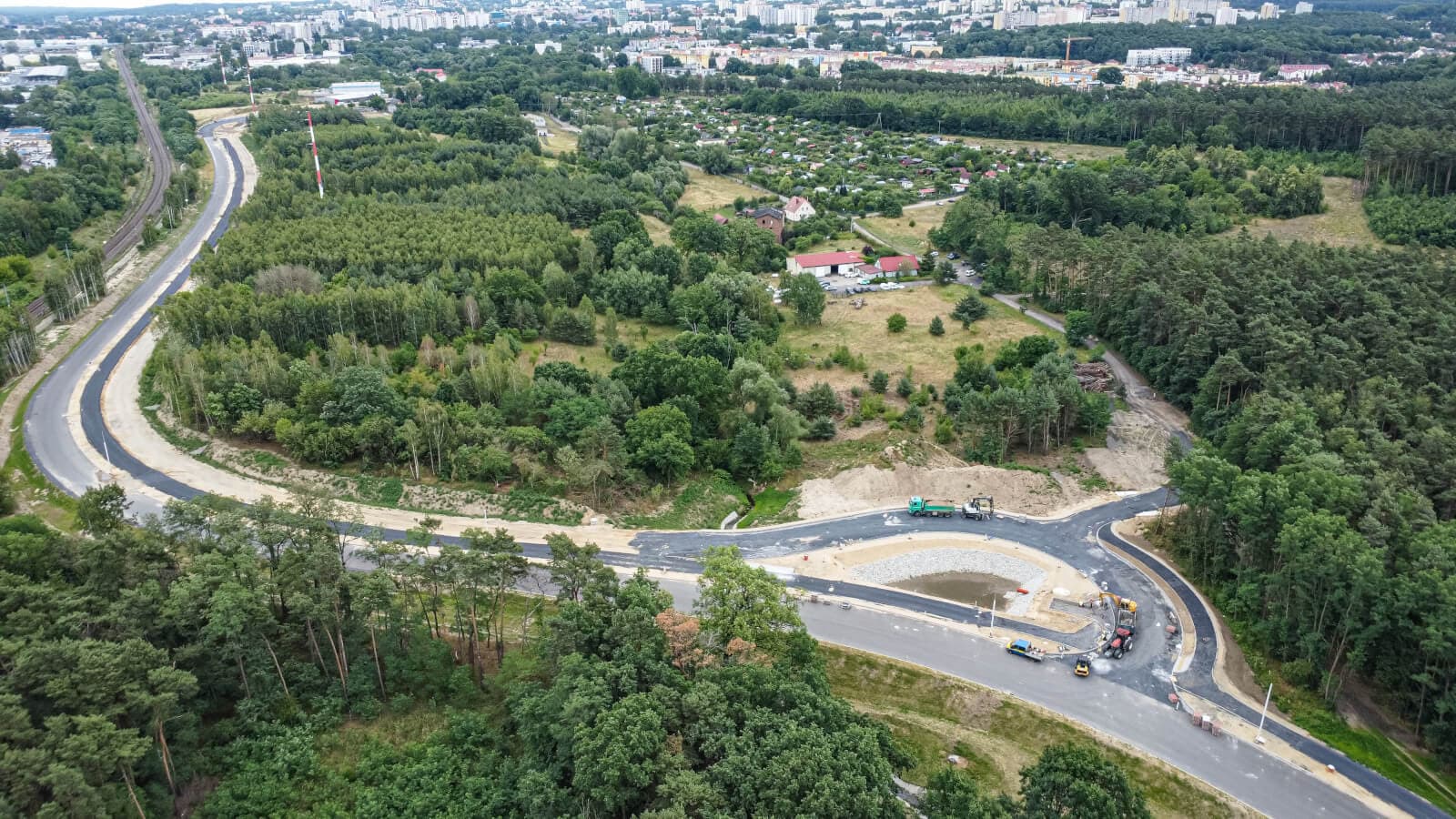 Nowa droga w Zielonej Górze rośnie w oczach. Z lotu ptaka widać ogromny postęp prac
