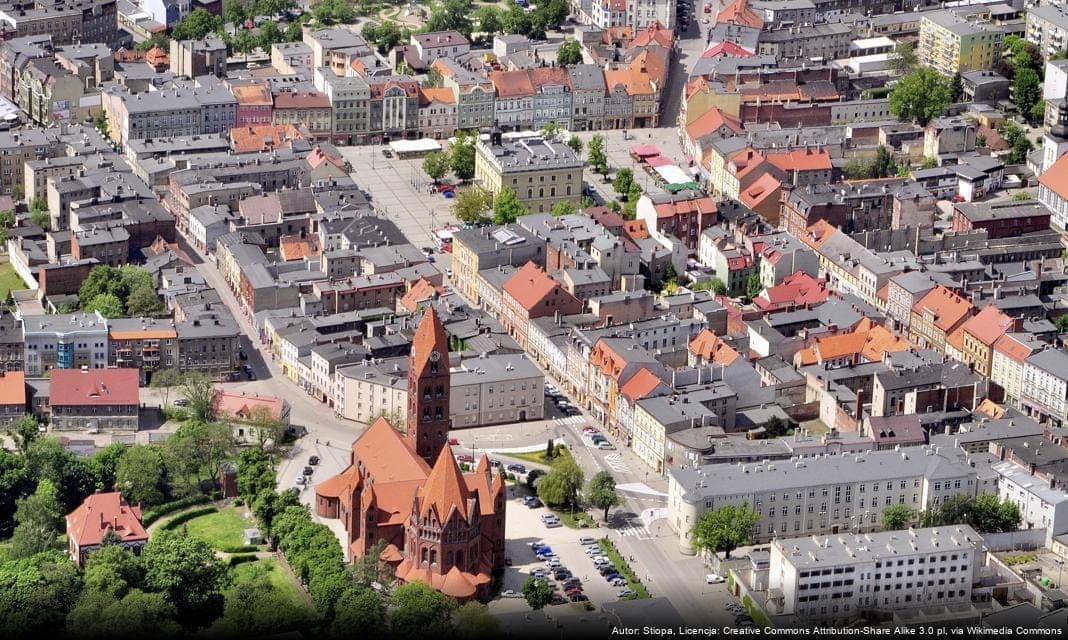 Nowe i zmodernizowane wiaty przystankowe w Ostrowie Wielkopolskim