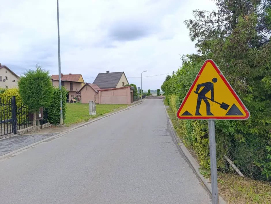 Nowe Uwaga kierowcy! Rozpoczął się remont na skrzyżowaniu w Dobroszycach