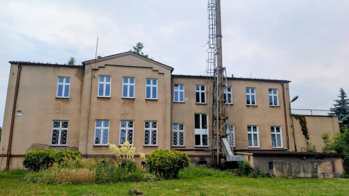 Nowe życie dla dawnego „Rolnika”. Powiat przygotowuje się do termomodernizacji