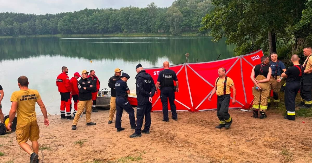 Nurkowie z Włocławka wydobyli ciało mężczyzny. Kluczyki i telefon były na brzegu