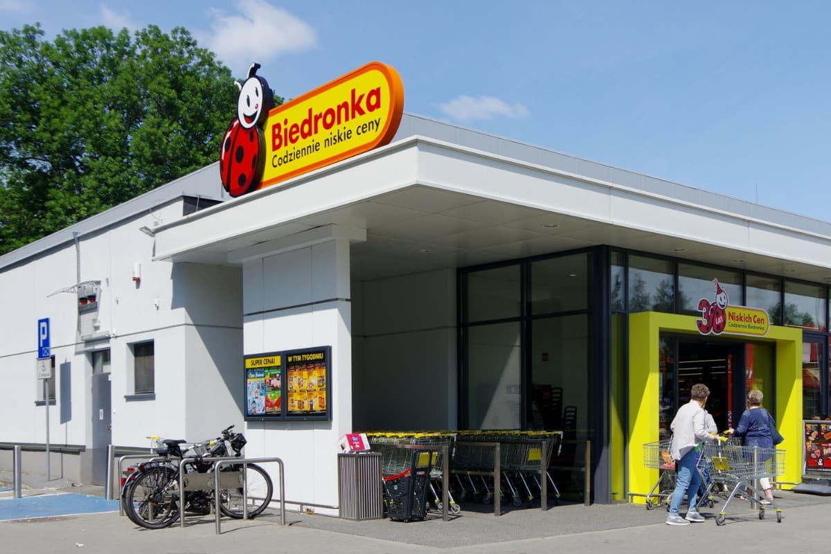 Od dziś w Biedronce „3+3 gratis”. Limit dzienny: 12 szt. na kartę MB