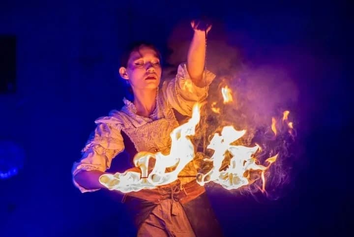 Ogień wraca do Starej Kopalni. Jubileusz z nagrodami dla fireshow