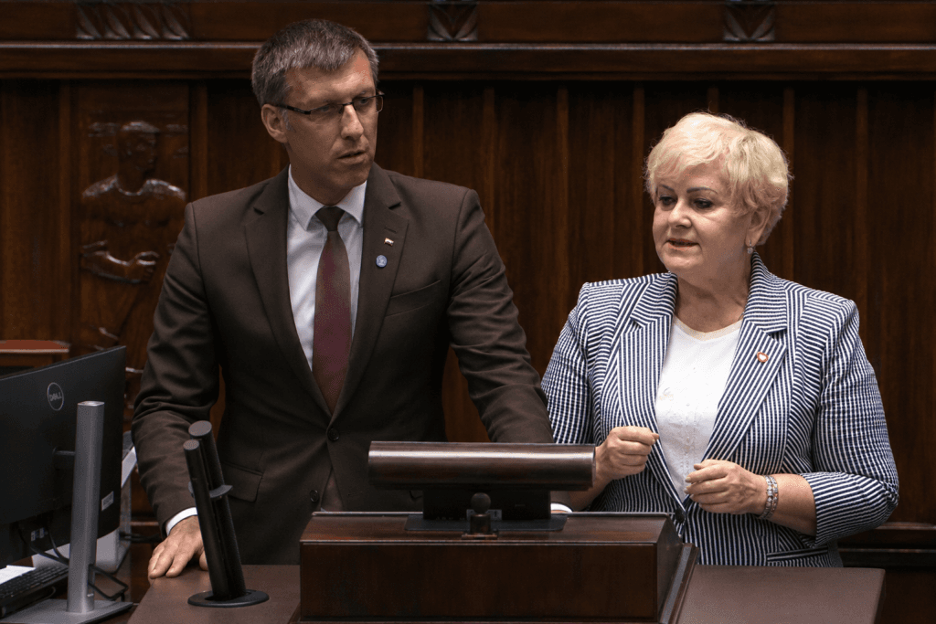 OstrołękaOstre starcie w Sejmie. Poseł Grabowski kontra już znana posłanka KO. "Nieład!" 0