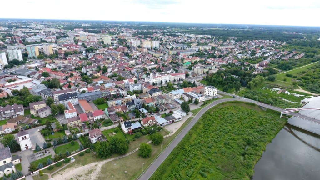 OstrołękaOstrołęka w liczbach GUS. Spadek populacji i zapaść w mieszkaniówce 0