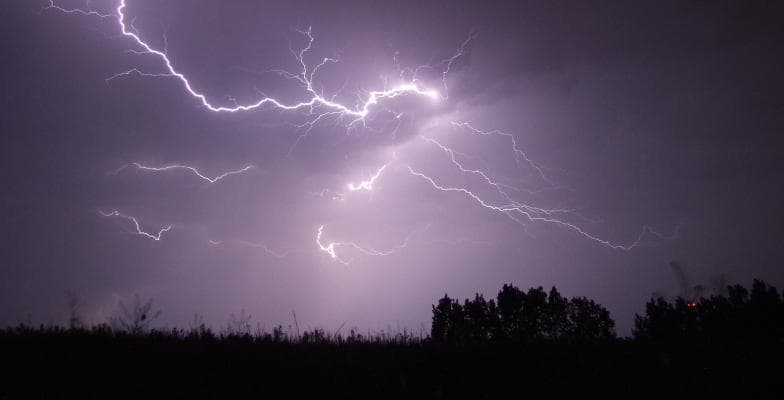 Ostrzeżenie o burzach i upale