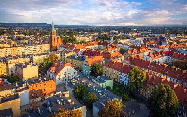 Oto 11 rzeczy, z których słynie Racibórz. To nie tylko słynny Zbiornik Racibórz Dolny. Wyjątkowe osoby, zabytki i mroczne tajemnice