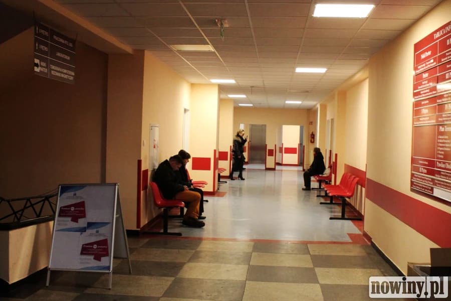 Pacjenci dostali SMS-y o anulowaniu wizyt. Szpital wyjaśnia: terminy są aktualne