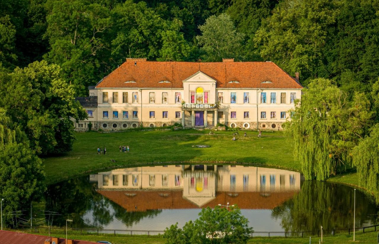 Pałac pod Poznaniem po latach odzyska dawny blask. Są nowe informacje