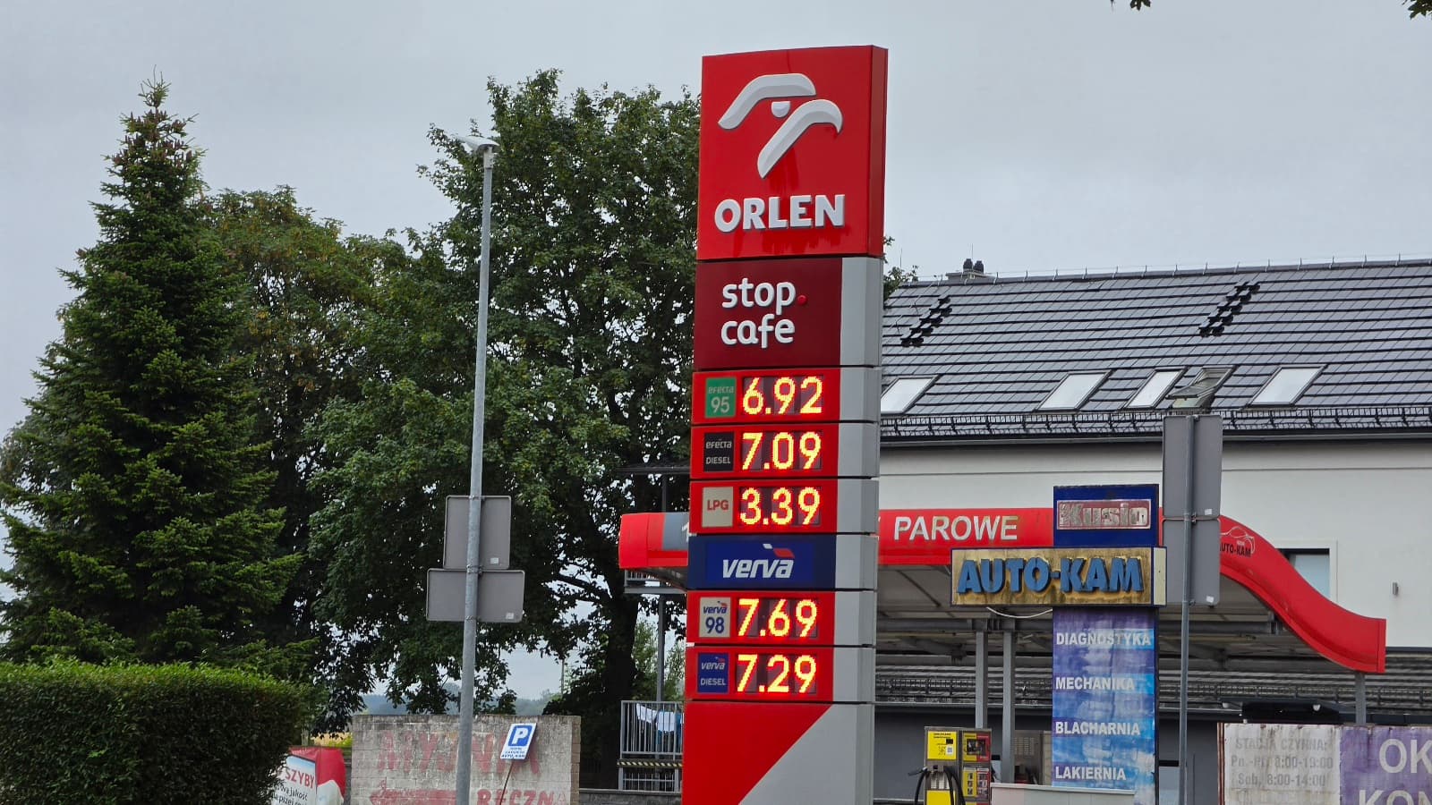 Paliwo znów potanieje? Rząd nie wyklucza powrotu programu CPN