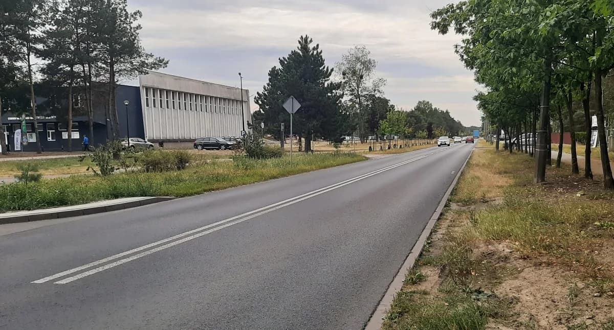 Parking dla basenu i stadionu w Otwocku. Powstaną nowe miejsca postojowe przy ul. Karczewskiej