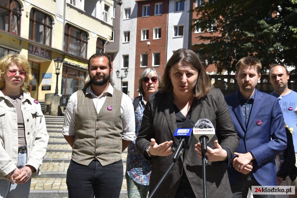 Partia Razem poparła inicjatywę referendalną w Kłodzku