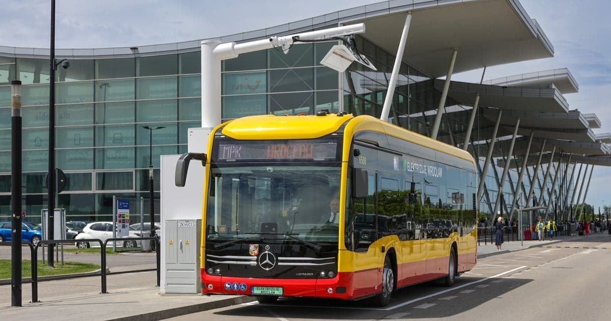 Pełna elektryfikacja: z Poświęckiej na lotnisko jeżdżą tylko „elektryki”