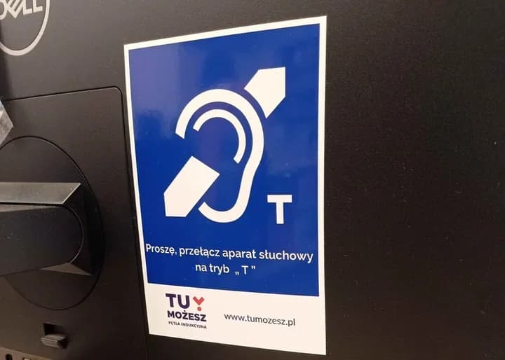 Pętla indukcyjna w trzech gdyńskich bibliotekach ułatwia rozmowę