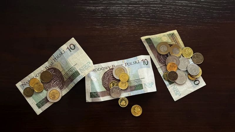 Pieniądze znikają z portfela? Sprawdź, jak ograniczyć wydatki!
