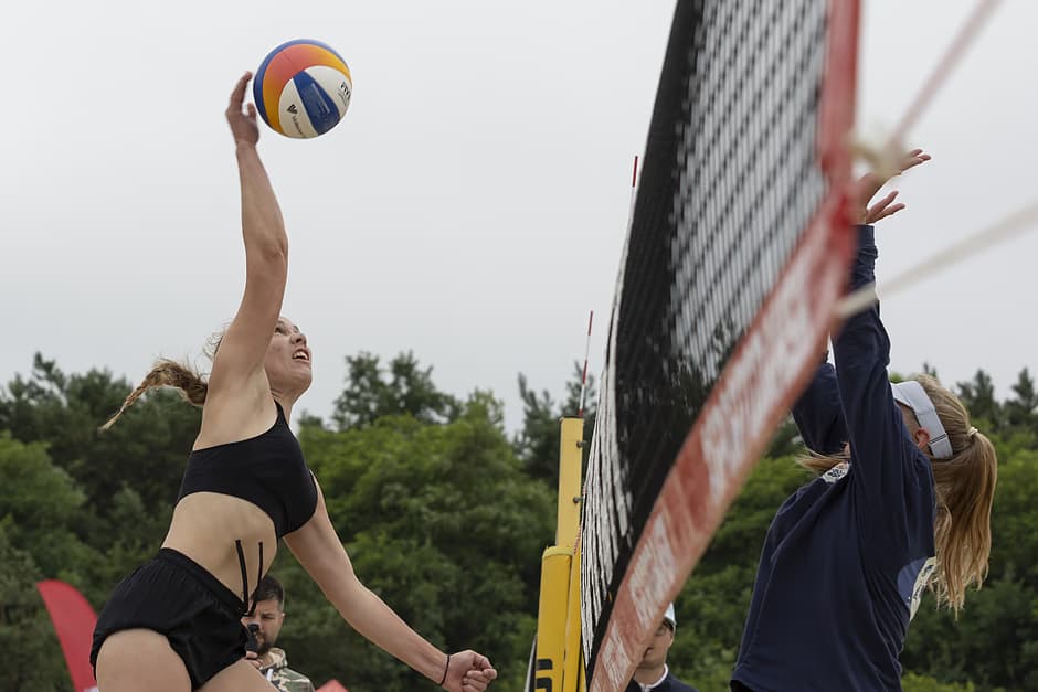 Pierwszy turniej siatkówki plażowej za nami. Zobacz zdjęcia