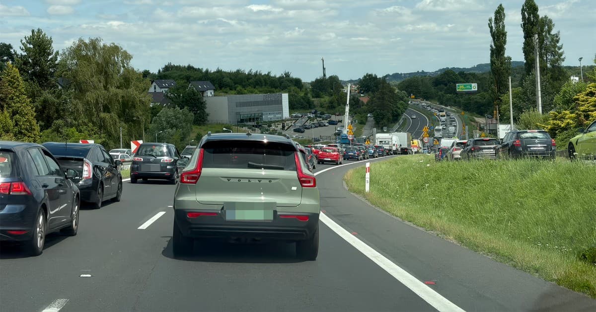 Pierwszy weekend po zmianach na Zakopiance. Kierowcy utknęli w korkach przed Krakowem