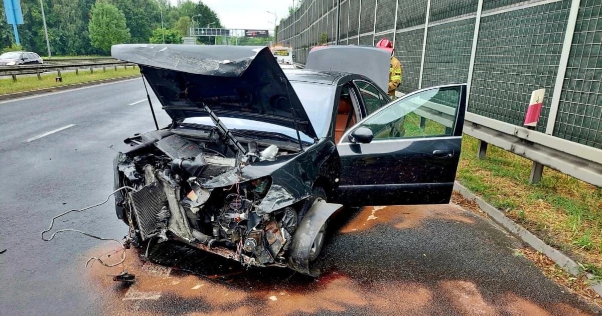 Pijany Gruzin rozbił auto – z Ukrainką próbowali oszukać policjantów