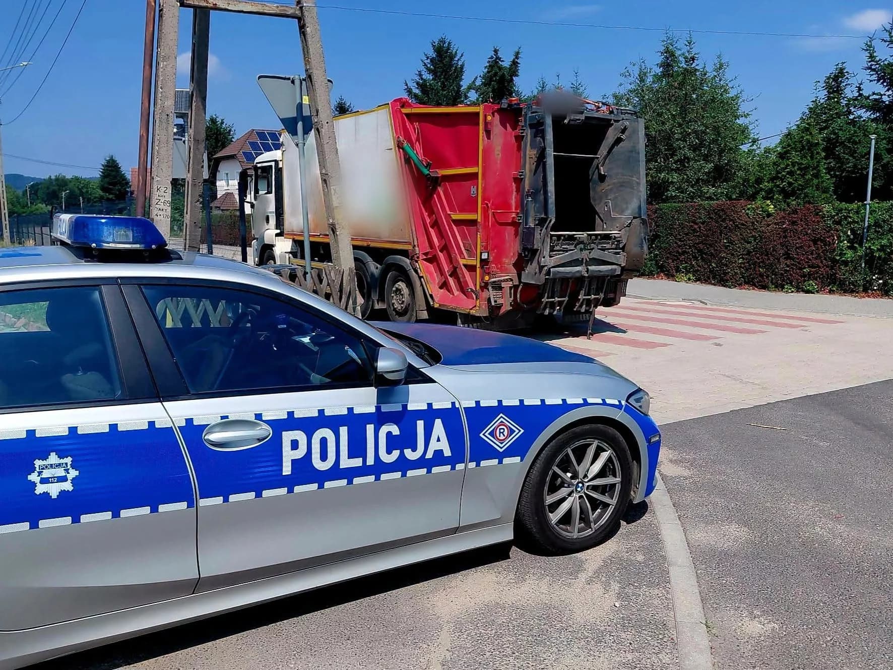 Pijany kierowca śmieciarki zatrzymany w gminie Złoty Stok. Popełnił kilka poważnych wykroczeń