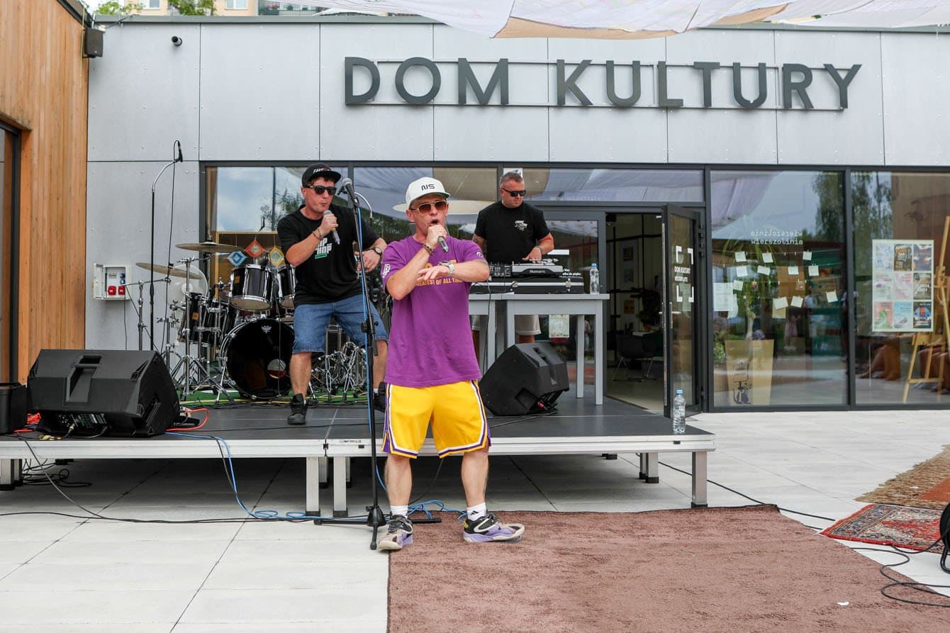 Piknik w plenerze z hip-hopem na osiedlu Westerplatte