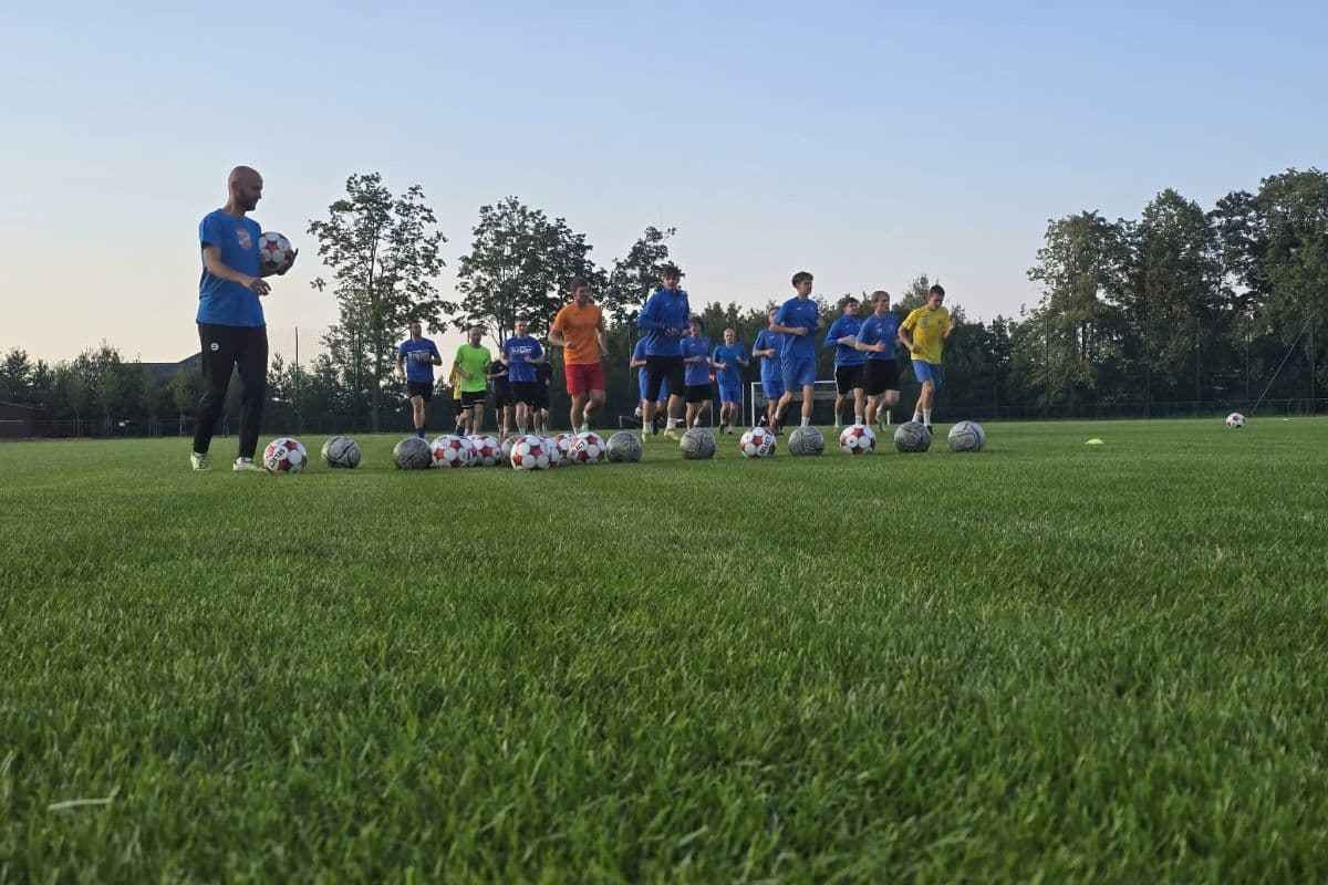 Piłkarze Mazowsza Grójec rozpoczęli przygotowania do sezonu 2026/27