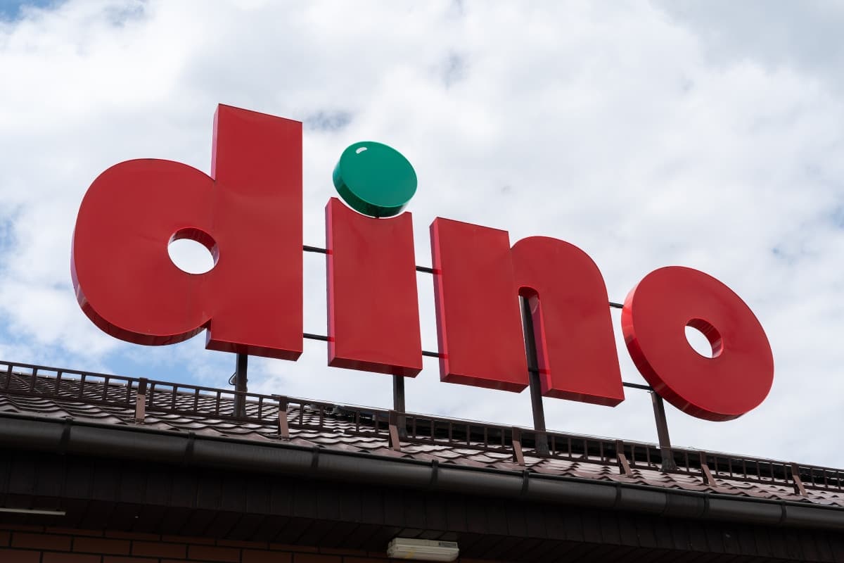Pilny apel do klientów Dino. „Nie spożywać”. Niebezpieczny produkt trafił do sprzedaży