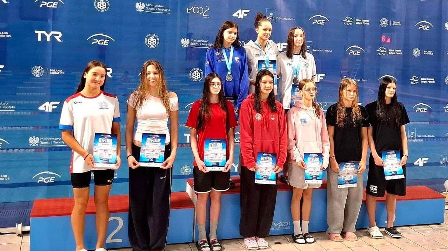 Pływacy z Kędzierzyna-Koźla z medalami mistrzostw Polski. ZDJĘCIA