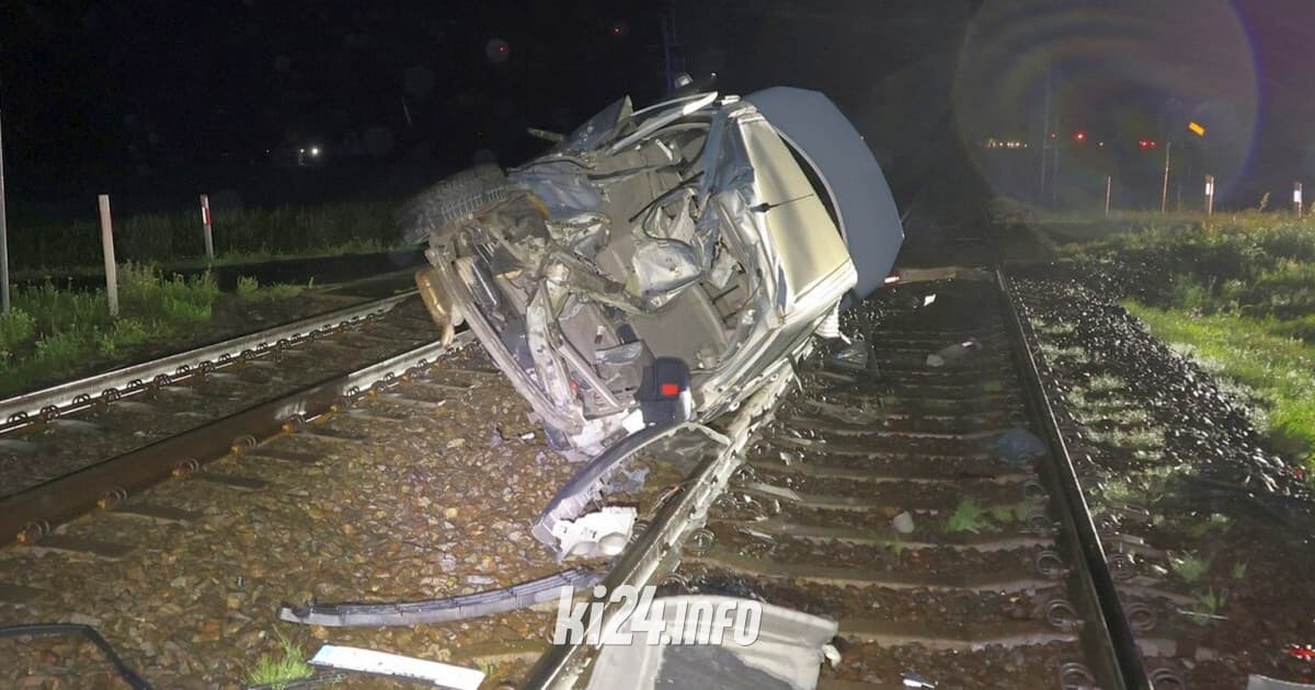 Po pijanemu wjechał pod pociąg. Uciekł, na miejscu zostawił ranną pasażerkę