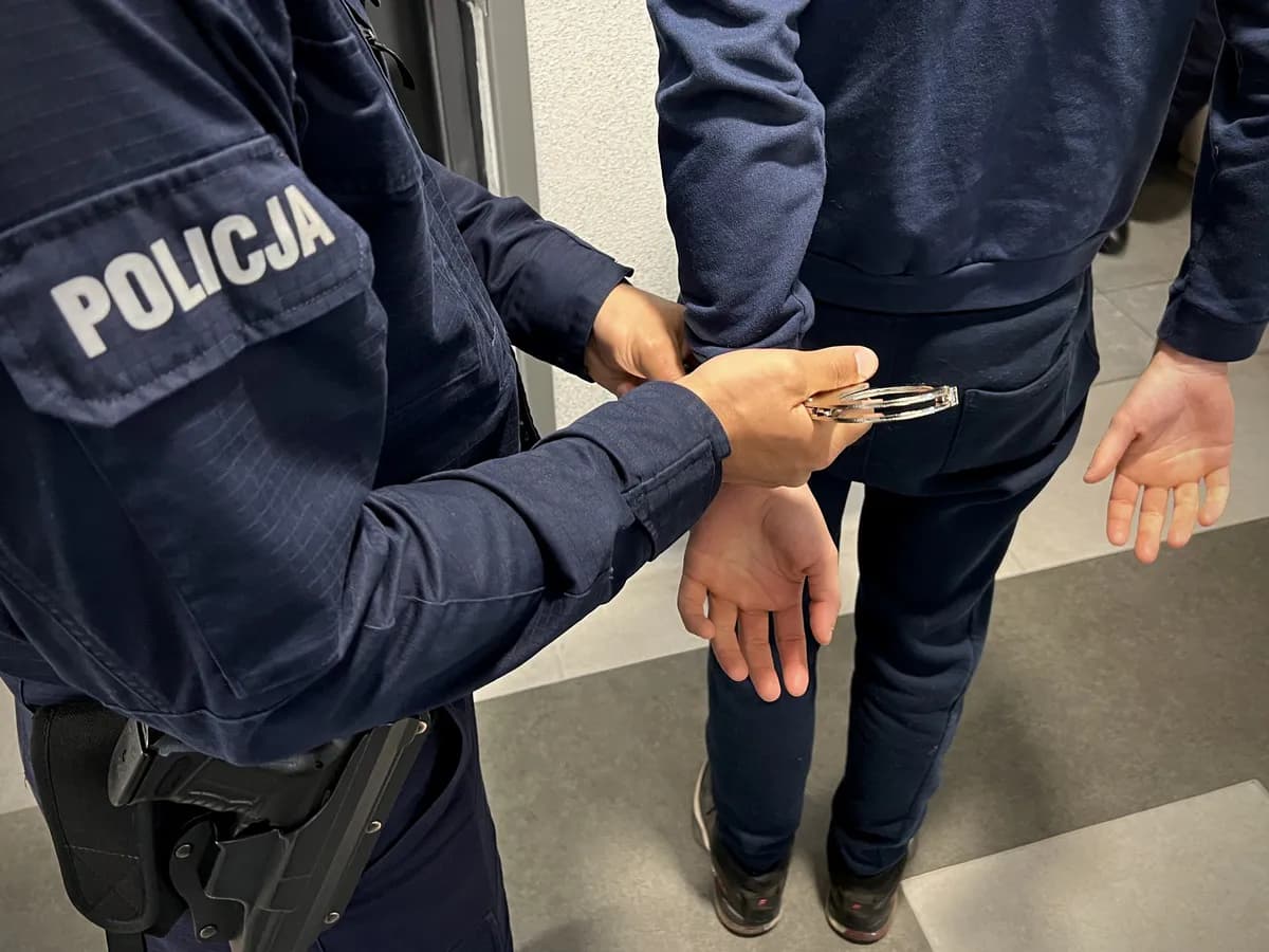Pobicie na pilskim osiedlu. Zatrzymani mieli na koncie osiem przestępstw