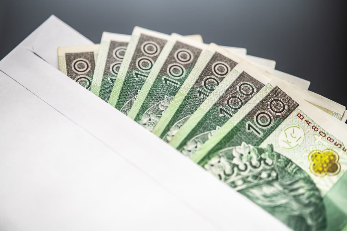 Podatek od prezentów ślubnych? Fiskus wyjaśnia zasady opłacania podatku