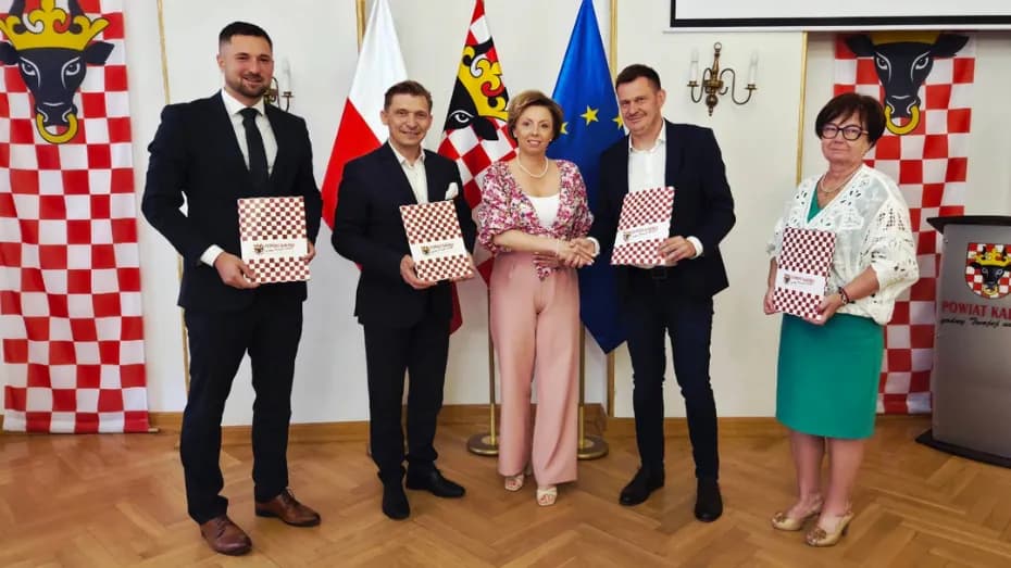 Podpisano umowę na budowę ścieżki rowerowej. Powstanie na odcinku Stary Nakwasin – Nowy Nakwasin