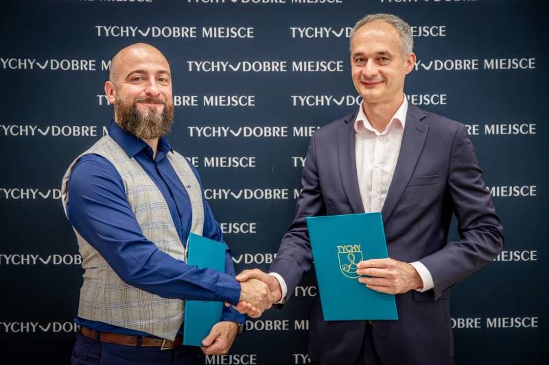 Podpisano umowę na modernizację Krytej Pływalni 15 lipca 2026 12:05 15 lipca podpisano umowę na kompleksową modernizację Krytej Pływalni przy ul. Edukacji 9 w Tychach....