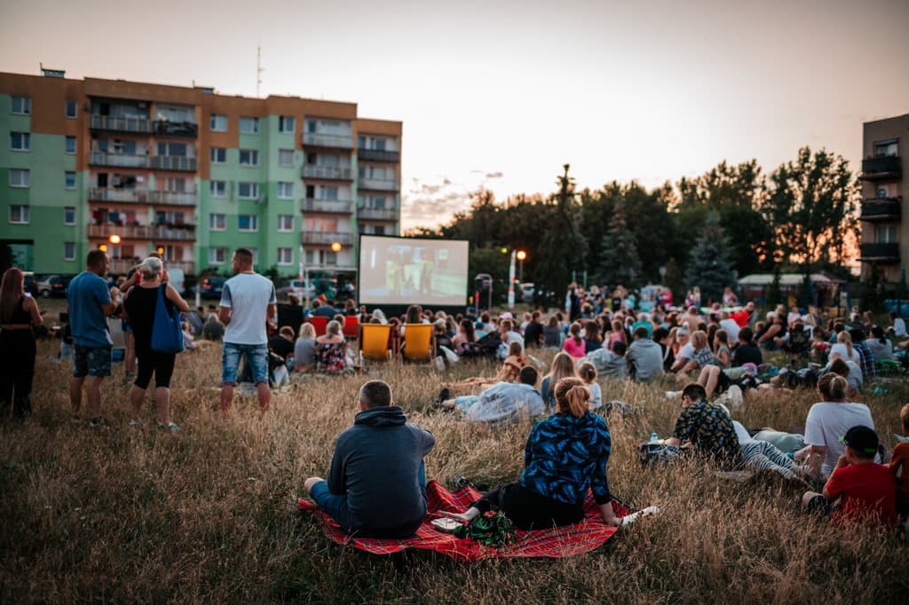 Pogoda nie dopisała. Kino na Kocach z nowym terminem