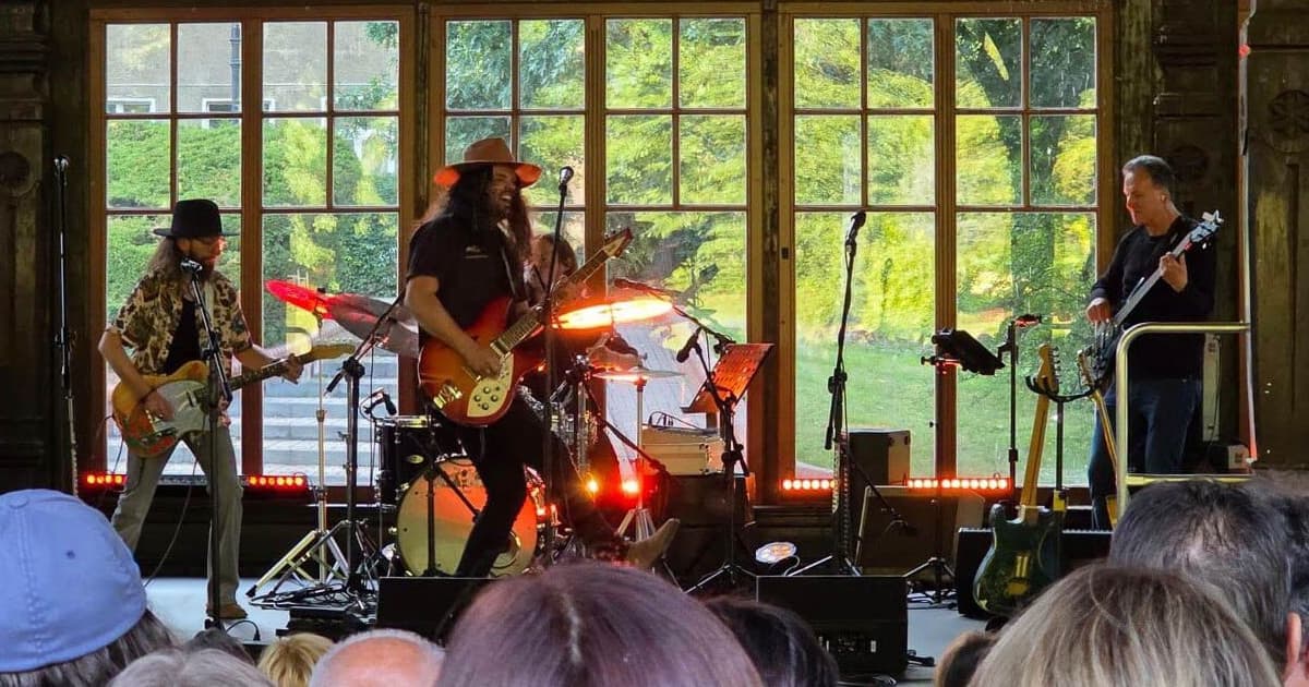 Pogoda nie pokrzyżowała planów organizatorom Szczawno Blues Festiwalu i tegoroczną edycję można uznać za udaną. Wprawdzi...