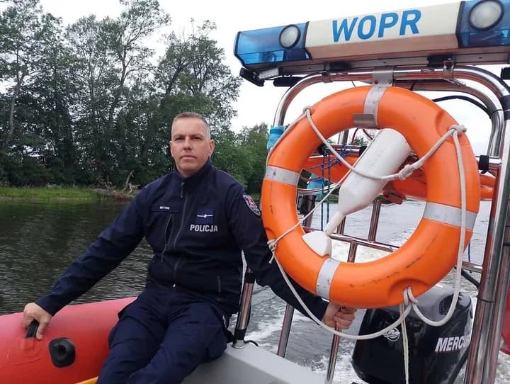 Policja i WOPR patrolują Rokola. Dzikie kąpieliska pod kontrolą