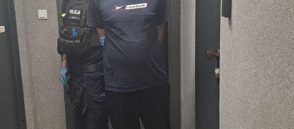 Policja W Opolu Lubelskim wpadł diler. W jego domu znaleziono 400 porcji narkotyków