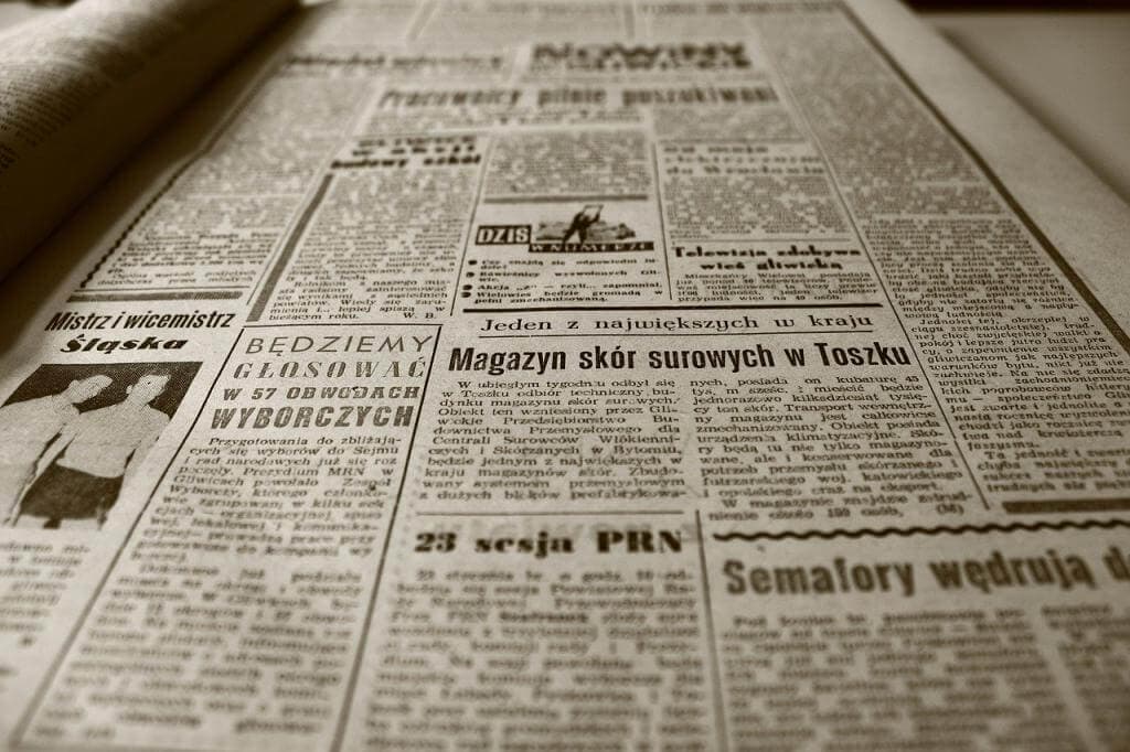 Policjanci dbają o bezpieczeństwo dzieci w trakcie ich letniego wypoczynku